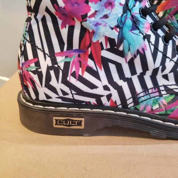 CULT Amphibian Combat Boot Laced Multicolor Floral Print Rubber Sole Womens US 6 - Picture 5 of 15